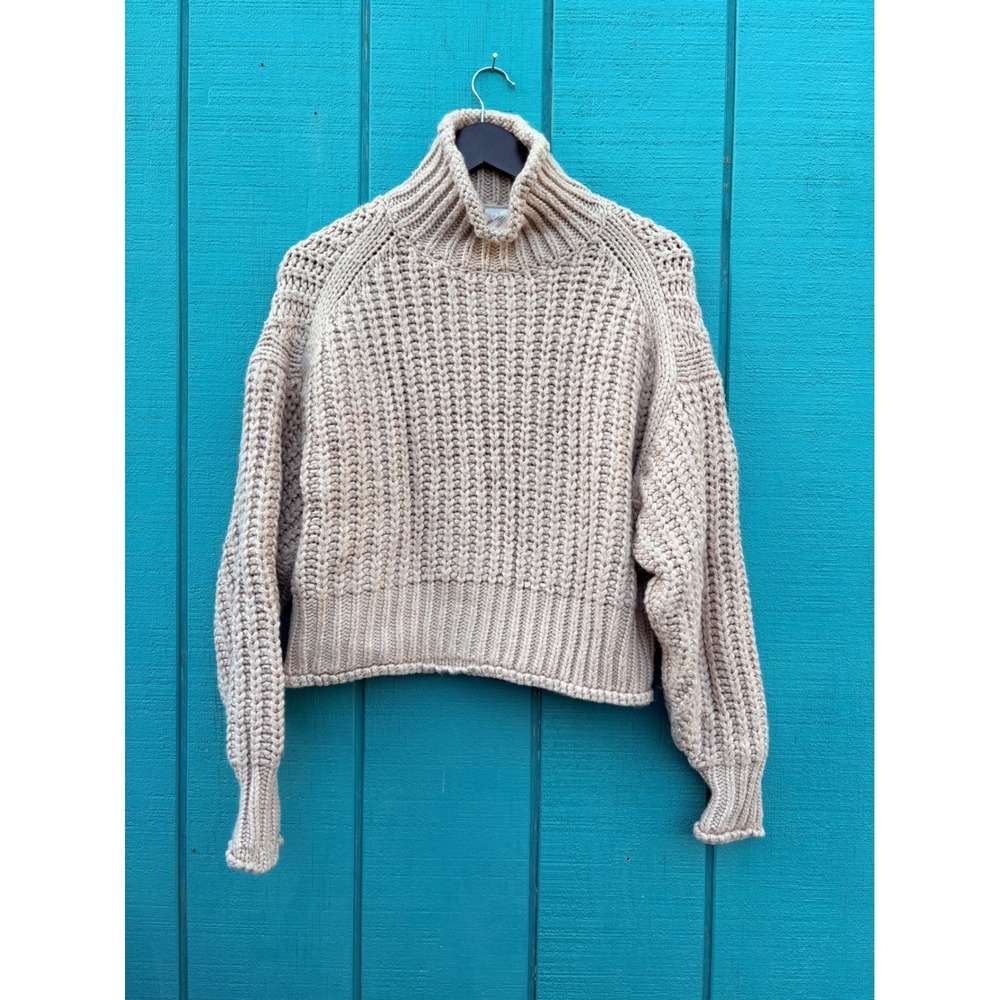 H M Chunky Knit Turtleneck Sweater Beige Cropped Cozy Pullover Size S